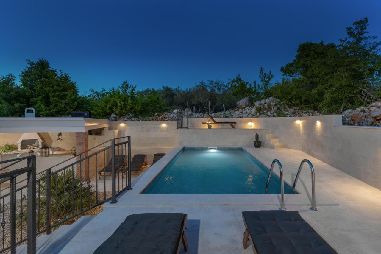 Villa Oasa Malinska Exteriér fotografie