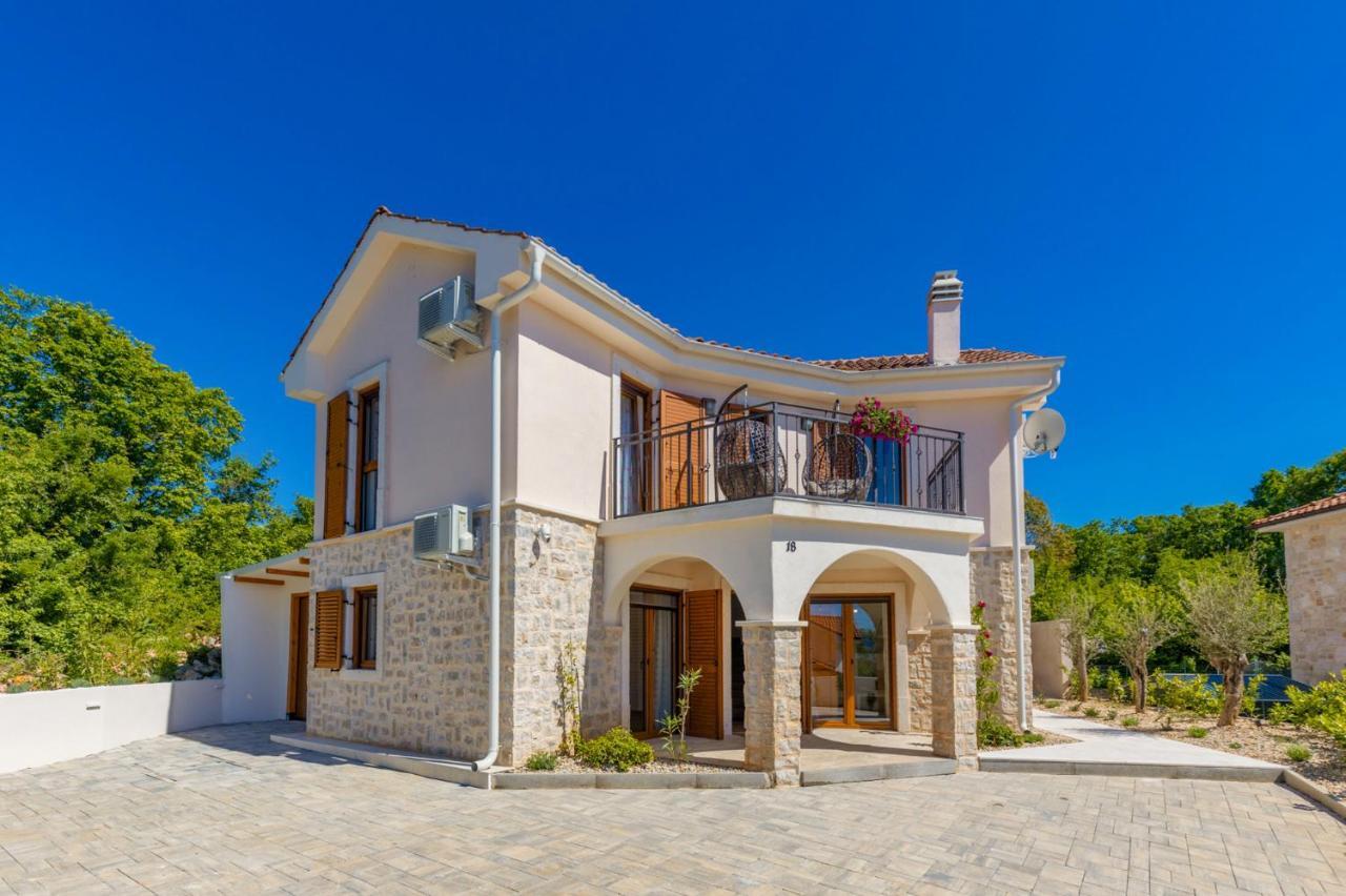 Villa Oasa Malinska Exteriér fotografie